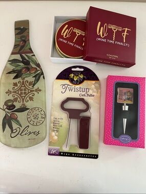 Glass bottle shape cheese board with Cork Puller & Coaster Set.